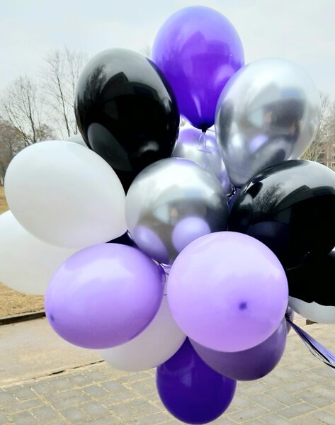 21 balloons with helium #105